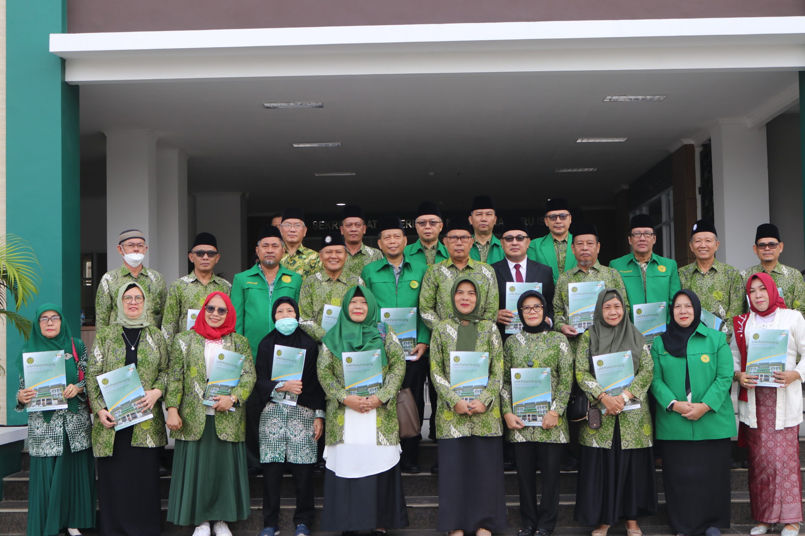 Memperingati HUT RI Ke 79, Universitas Muhammadiyah Palembang Berikan ...